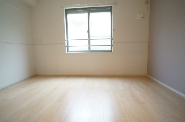 クリステル宝塚の寝室