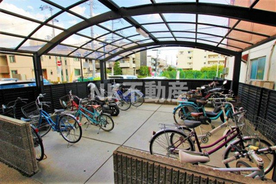 【その他共用部分】 | Twins（ツインズ）（八戸ノ里賃貸） | 駐輪場です