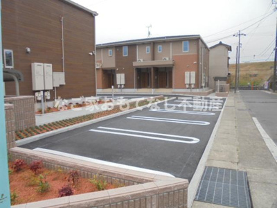 【駐車場】 | ユメゾン南 | ユメゾン南　お問合せはなご家おもてなし不動産へ。