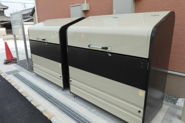 ヴィラ・マウントワン上東Aのその他共用部分|敷地内専用ゴミステーション