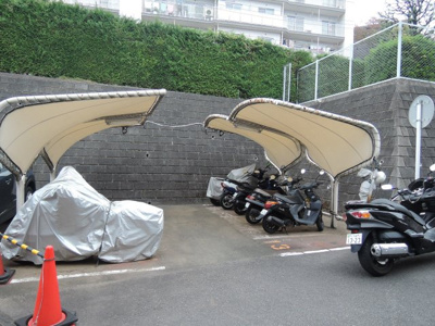 【その他共用部分】 | 宮前平パームハウスA棟 | バイク置場