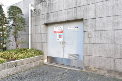 【その他共用部分】 | エステ・スクエア川崎京町 | ゴミ置場