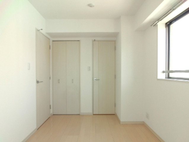 RESIDIA根岸の設備|6.1帖の洋室です