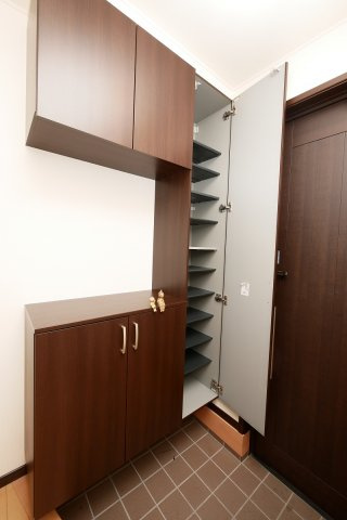 VILLA MONZEN の玄関|VILLA　MONZEN 　Ｂ 
