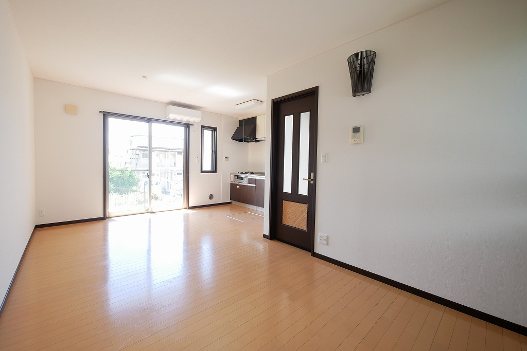 VILLA MONZEN の居間・リビング|VILLA　MONZEN　Ｂ