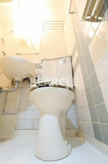 【トイレ】 | サピエンスコート烏丸七条 | コンパクトで使いやすいトイレです
