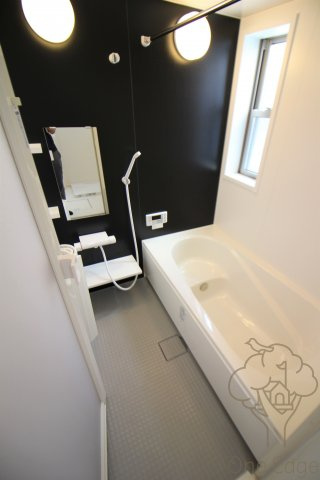 デザインメゾン茶屋町の浴室