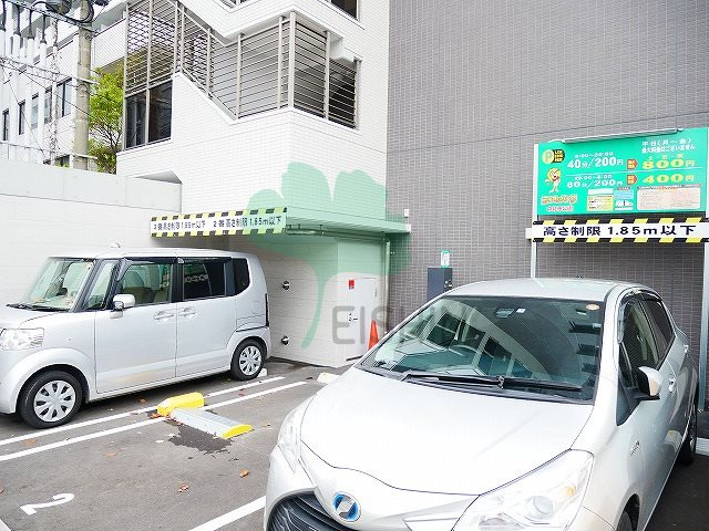 パークサイド博多駅東の駐車場|敷地内にもパーキングあります！