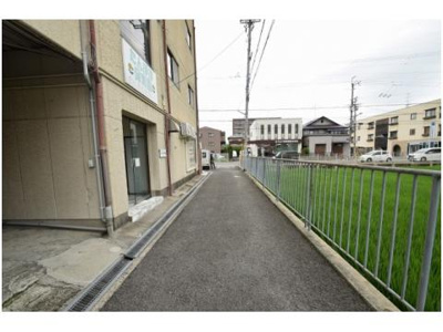 【周辺】 | プルシャン城南