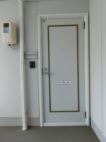 メゾンアムール　B棟の玄関|イメージ106号室の写真