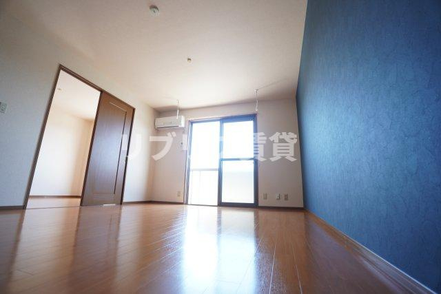 サーンク都の居間・リビング