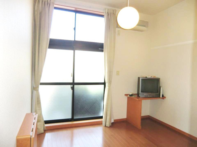 【居間・リビング】 | レオパレスインペリアル