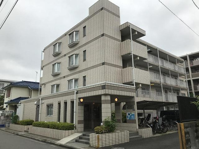 【外観】 | デューク中山 | 東横線「元住吉」駅より徒歩6分！鉄筋コンクリートの4階建てマンションです♪通勤通学はもちろん、お買い物やお出かけにもGood☆