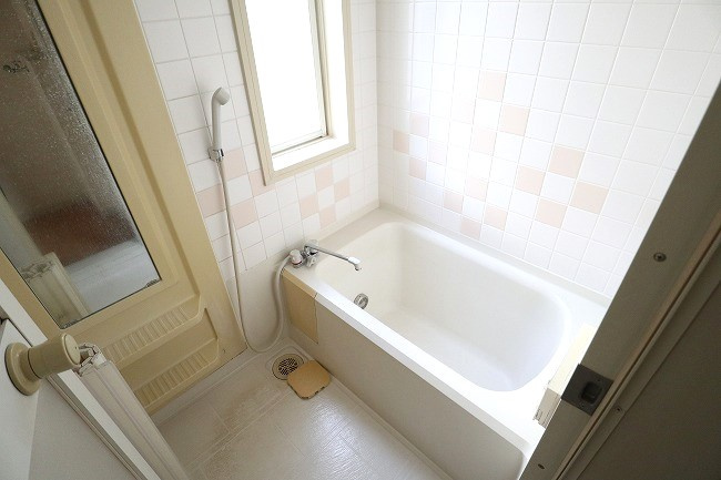 サニーコート桧木D棟の浴室