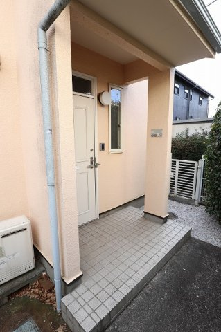 サニーコート桧木D棟のエントランス