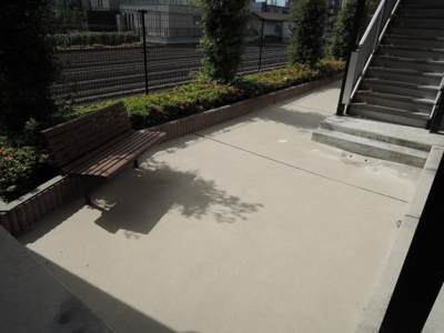 【その他共用部分】 | エメラルドストーン | ☆ベンチ☆