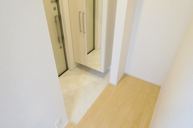 【玄関】 | メゾン　ルミナス