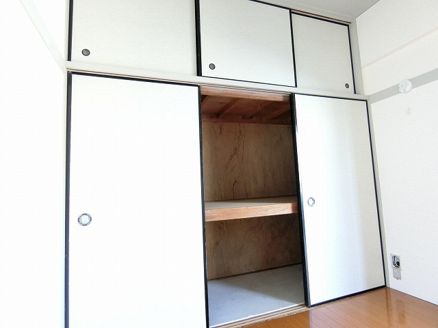 星野キャステルの収納