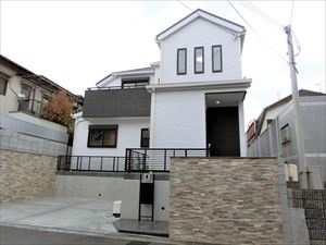 【外観】 | 豊中市清風荘2丁目新築戸建て | マイタウン清風荘
家具入りモデルハウス完成！
駐車場2台可能！！
