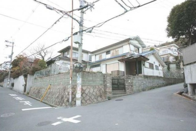 箕面市箕面８丁目　土地