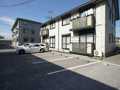 【駐車場】 | ラフォーレ・ハピネスC | 駐車場2台込みです♪