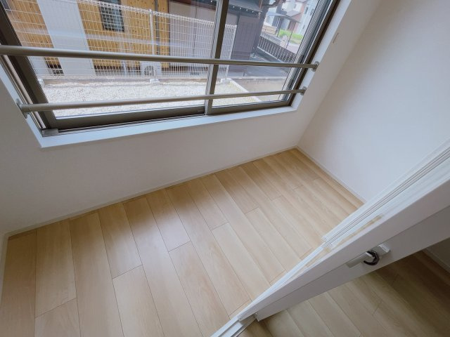 シャトル脇島のその他