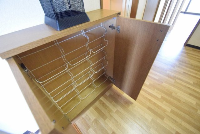 ＧＬＡＮＺ　Ａ　（グランツアー）の玄関|靴箱あり