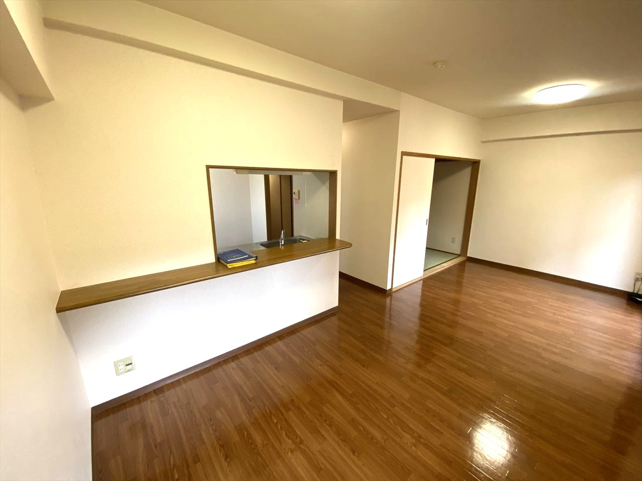 ウィステリアブロッサムの居間・リビング