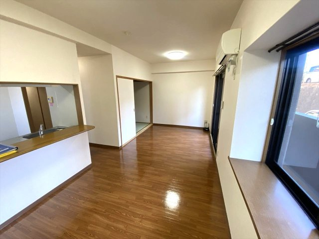 ウィステリアブロッサムの居間・リビング