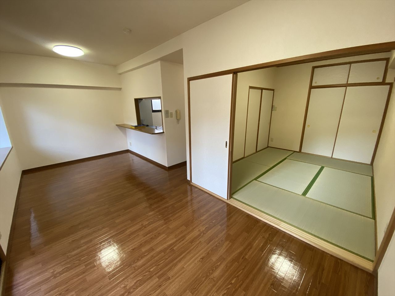 ウィステリアブロッサムの居間・リビング