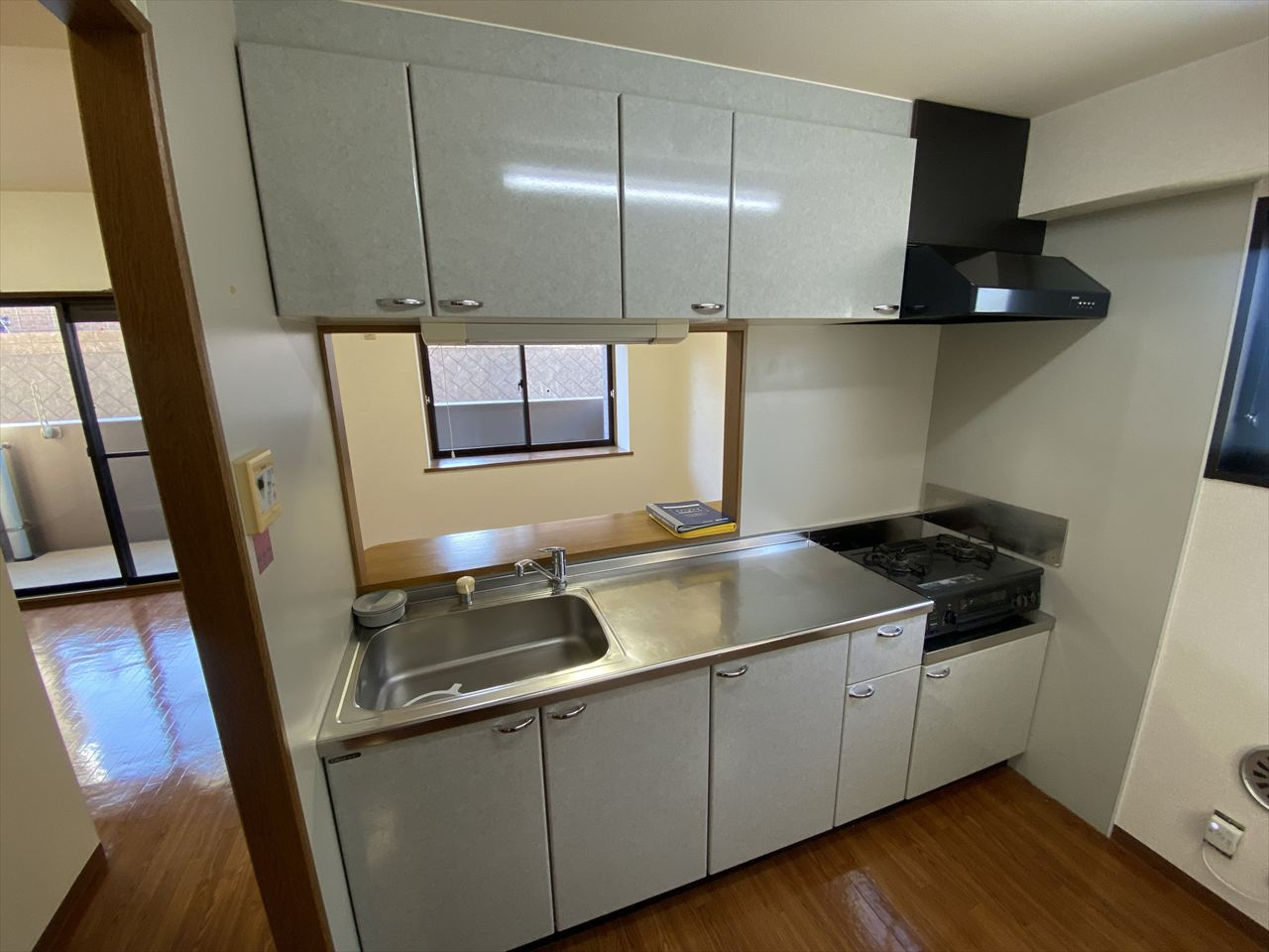 ウィステリアブロッサムのキッチン