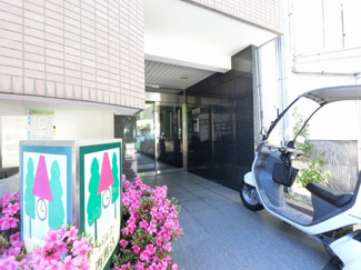 【エントランス】
