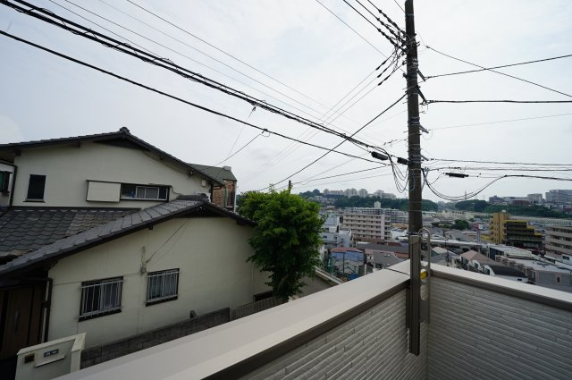 保土ヶ谷区峰岡町２丁目　全３棟新築戸建て【成約】の展望|高い建物もなく、眺望良好です。