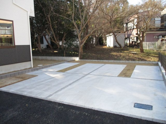 花見川区横戸町　新築戸建　全２棟　カースペース２台　フラット３５Ｓ融資対象物件の駐車場|カースペース2台分