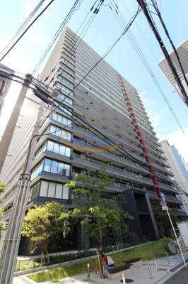 【外観】 | ロジュマンタワー梅田 | 梅田が生活拠点のタワーマンション！大阪駅、梅田駅が利用可能ですのでどこが職場でも通勤が非常に便利です！