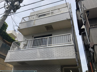 【外観】 | ウマダハイツ | 南向きバルコニー物件です。