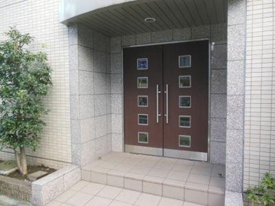 【エントランス】 | ルピナスコート柴崎