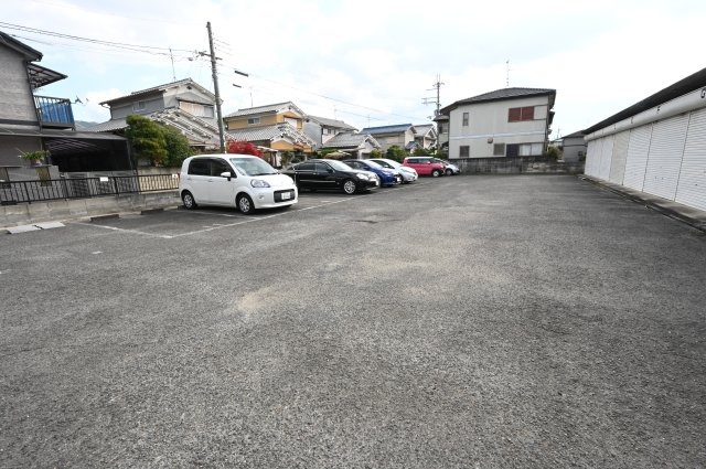 【駐車場】 | 柳本マンション