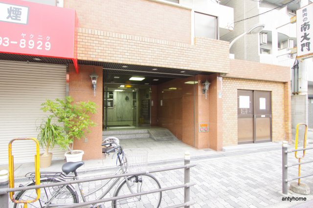 第2東三国グランドハイツ　仲介手数料無料のエントランス