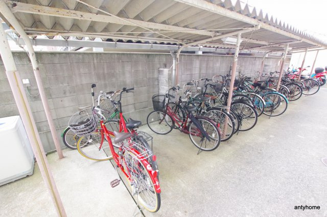 第2東三国グランドハイツ　仲介手数料無料の駐車場