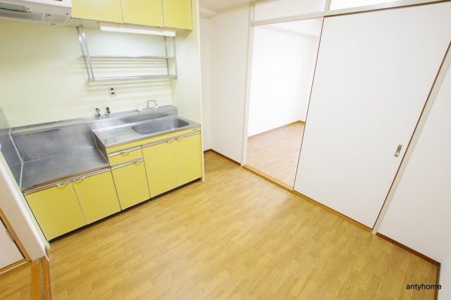 第2東三国グランドハイツ　仲介手数料無料の居間・リビング