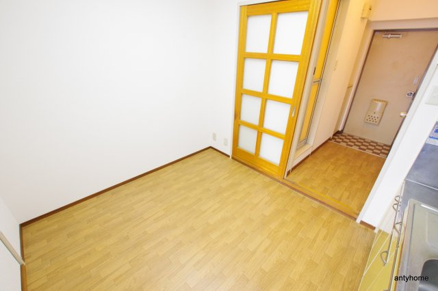 第2東三国グランドハイツ　仲介手数料無料の居間・リビング