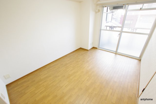 第2東三国グランドハイツ　仲介手数料無料の寝室