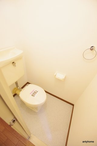 第2東三国グランドハイツ　仲介手数料無料のトイレ