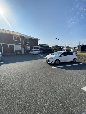 シエロの駐車場