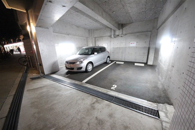 【駐車場】 | ラナップスクエア新福島