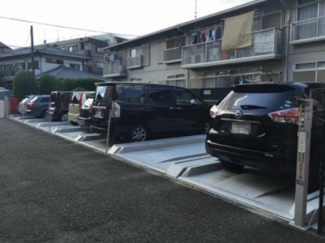 【駐車場】 | いつでも目の届く敷地内に駐車場があります♪お車をお持ちのファミリーさんにもおすすめです☆