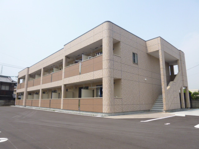 シャノワールの外観