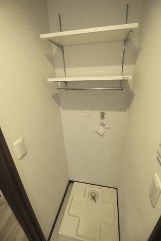 【設備】 | AQUE17 | 室内洗濯機置き場