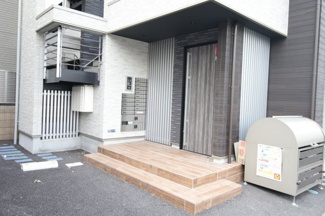 【エントランス】 | オートロック、宅配ボックス、メールボックス完備